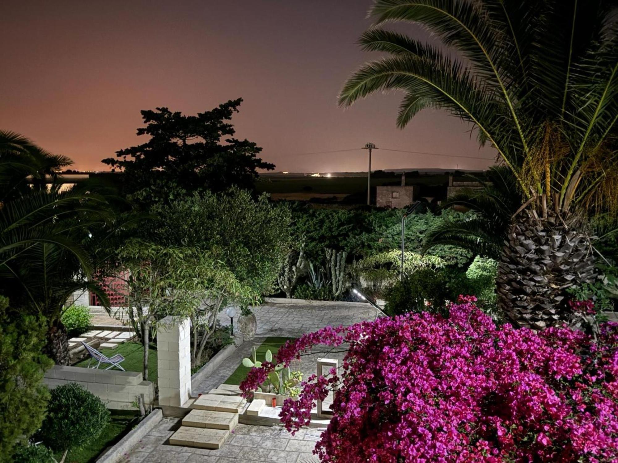Villa Torretta - Mare Salento Марина-ди-Лиццано Экстерьер фото